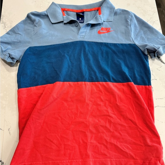 Men’s Nike polo - Picture 2 of 3